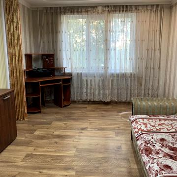 Миколи Ушакова вул., 20-А