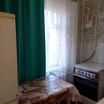 Здам 1-кімнатну квартиру на  вул.Б.Тена, косметичний ремонт