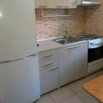 1к.Пасічна (автогородок), поруч ліцей Героїв Крут