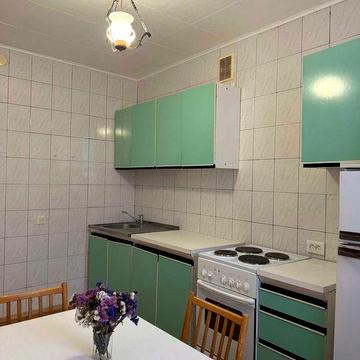 LS-19  Продам квартиру по вул.Ахсарова,3-Б