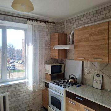 Сдам 2х 4/9 Проспект Мира (95 квартал)