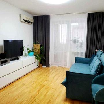 Сдается двухкомнатная квартира на Тополь 1 , 26