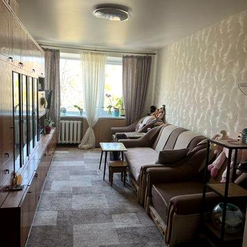 Двокімнатна квартира в мікрорайоні