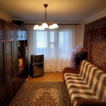 Продається 2-к квартира біля метро Вирлиця