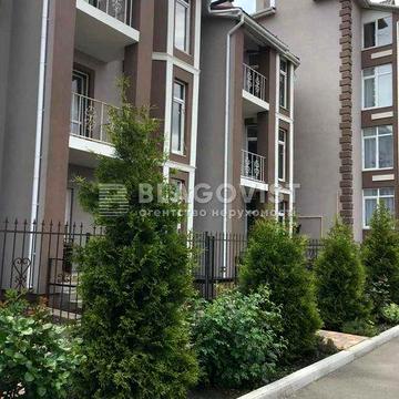 Продаж трирівневого  таунхаусу Чабани вулиця Покровська