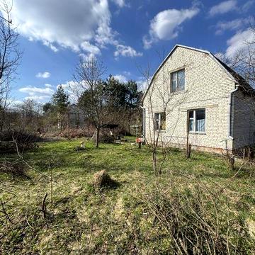 Продаж цегляного дачного будинку у селі Заверещиця | Городоцький район | 35 км. до Львова | Поруч річка та ставок | Тихе місце