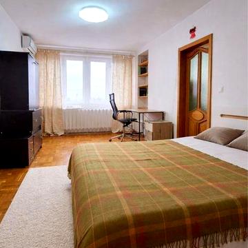 Терміново продам 1-но кім.квартиру в хорошому стані, Соломʼянський р-н