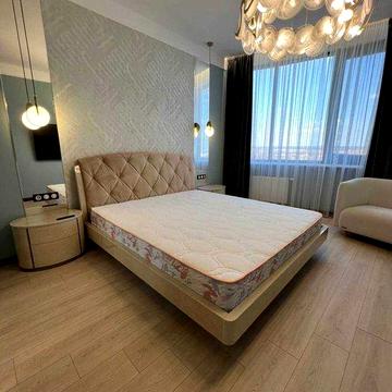 Оренда 2к + кухня студія з виглядом на озеро в ЖК "Парус"