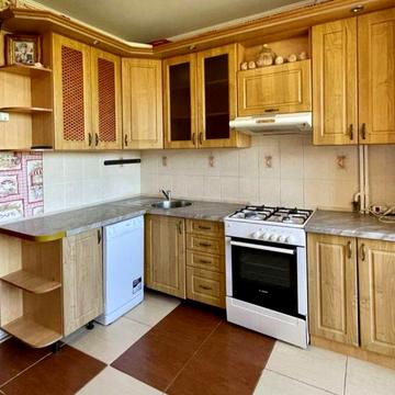 2 х кімнатна на Малікова