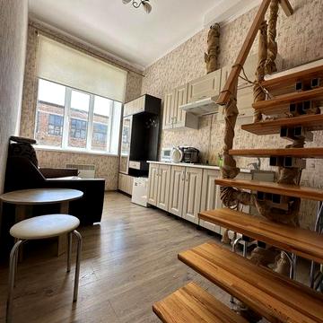 Здам дворівневу квартиру, м. Захисників України, Парковий квартал