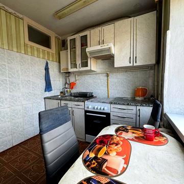 Михайла Максимовича вул., 7б