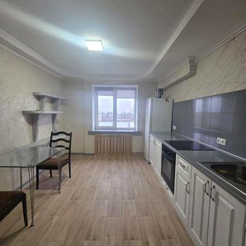 Здаю в оренду трьохкімнатну квартиру вул Гліба Бабіча( 8 Березня)євро