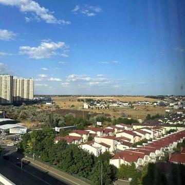 Продам 2 х комн квартиру на Сахарова