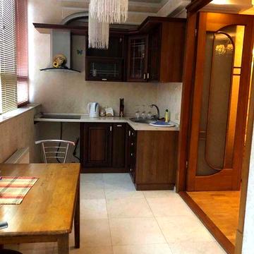 Оренда трикімнатної квартири , переулок Любарского , 4А