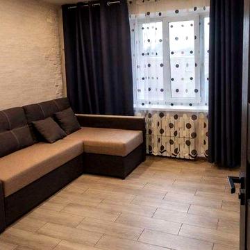 Продам 2 х.комн. кв. с ремонтом и мебелью