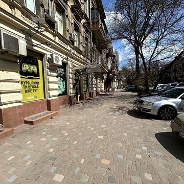 Продаж 3к Квартира Святослава Караванського (Жуковського) вулиця