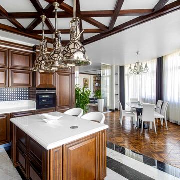 Любомира Романківа вул. (Червона), 9