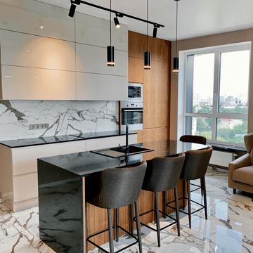 Лесі Українки бульв., 7-В