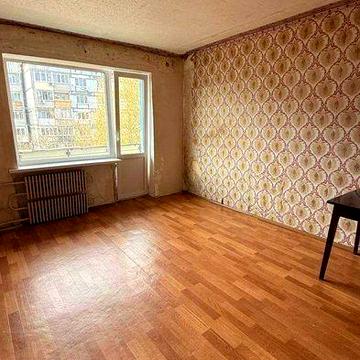 Продам 3 кімнатну квартиру на Тополі-2, Тополина 37