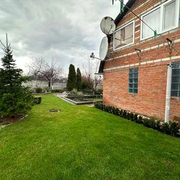 Продам капітальний житловий будинок, 10 хвилин від метро Індустріальна (Пролетарська)