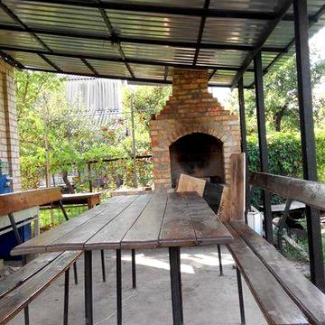 Продам двопорверхову цегляну дачу на березі водосховища