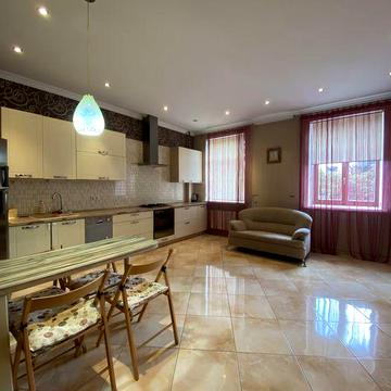 Сдам 3 комнатную квартиру в центре Одессы