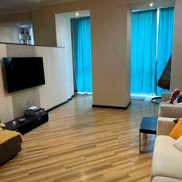 2 кімн кв 65 кв м метро Наукова кап ремонт (404947)