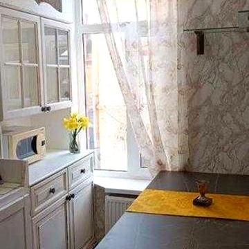 Продам 2х комнатная квартира в центре с новым ремонтом/ул. Асташкина