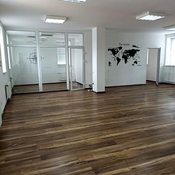 Мури вул. (Поліни Осипенко), 18