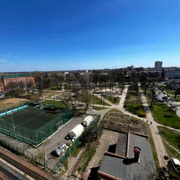 Терміново!! Дворівнева  4 кімнатна  -  Дивовижний  вид на парк