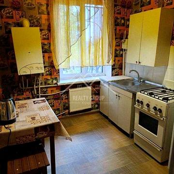 Оренда гарної трикімнатної квартири на Соцмісті.