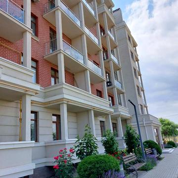 Трамвайна вул., 31