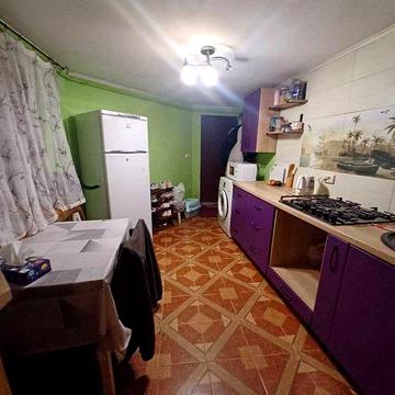 Продам 2х комнатную квартиру с палисадником на Молдаванке !