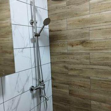 Сдам  3х комнатную квартиру можно под офис  в центре города