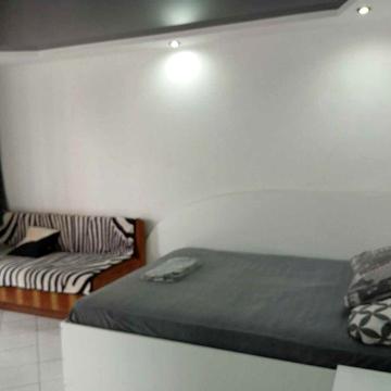 Здається квартира студія по адресі проспект Червоної Калини 4-А