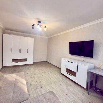 Довгострокова оренда 3к Квартира Телевізійна вулиця