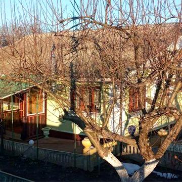 Будинок в центрі Бородянки!