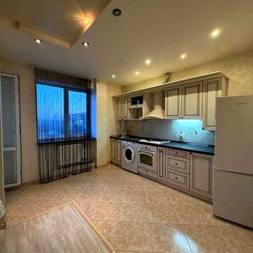 Продам 2-кімнатну квартиру 5 хвилин від центру- вул.Картамишевська