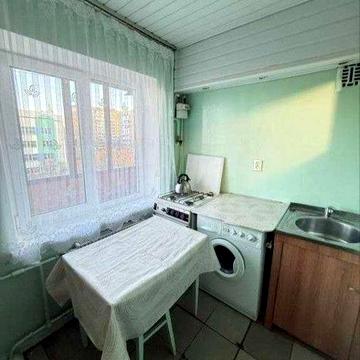 Простора 1к на Куренівці Петропавлівська,6 Газ Парк