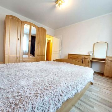 Героїв просп., 46