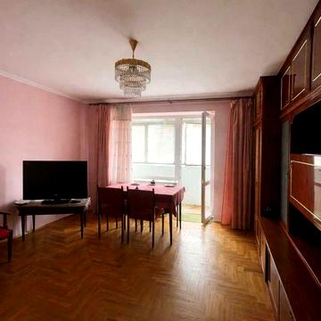 Продам 3-кімнатну квартиру, вул. Грабянки