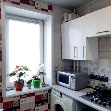 Продам 1 кім квартиру в центрі вул Холодногірська