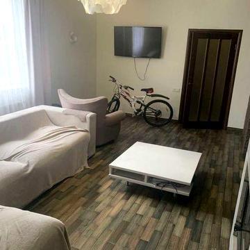 Продається будинок вул.Сяйво з альтанкою, гаражем