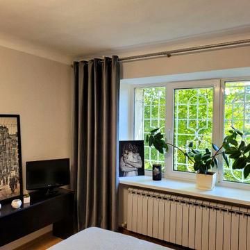 Науки просп. (Гагаріна), 125