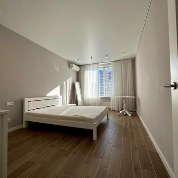 Ованеса Туманяна вул., 1-А