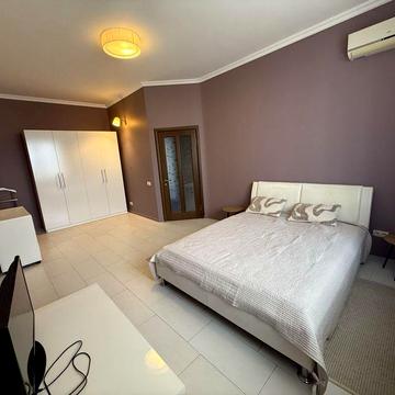 Здається в оренду сучасна однокімнатна квартира Оболонська набережна 3