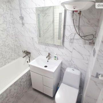 Довгострокова оренда 1к Квартира Сонячна Набережна (Малиновського Маршала) вулиця