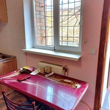 Вишневое.Центр.Аренда 1 комн квартира в частном секторе.Место для авто