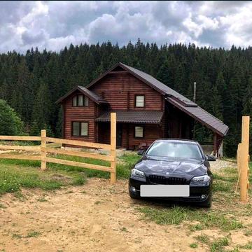продаж будинку в горах