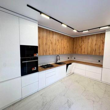 Котедж з ремонтом